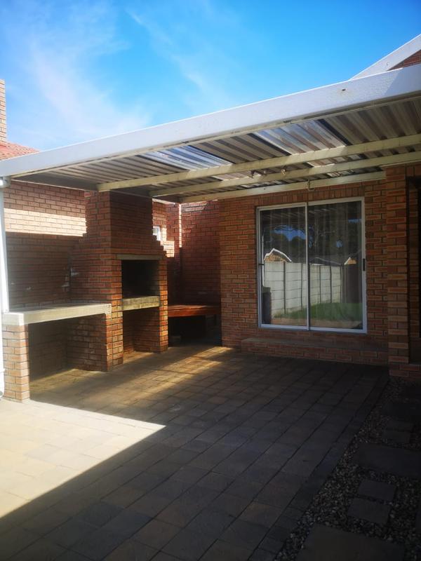 To Let 3 Bedroom Property for Rent in Lorraine Eastern Cape